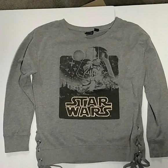 Star Wars Tops - Star Wars Classic Sweatshirt with side ties Size M